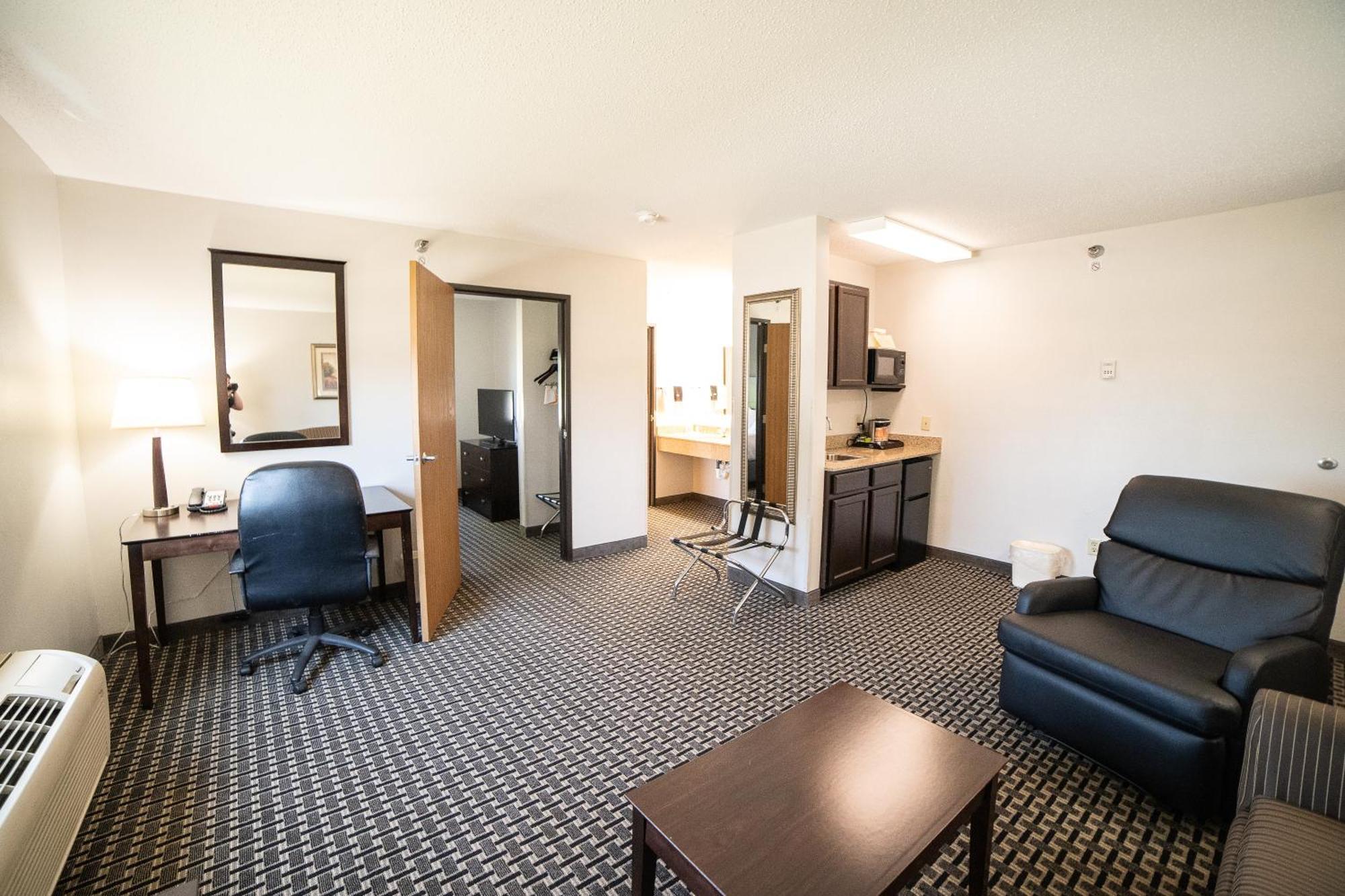 Quality Inn & Suites Watertown Near Prairie Lakes Ice Arena Luaran gambar