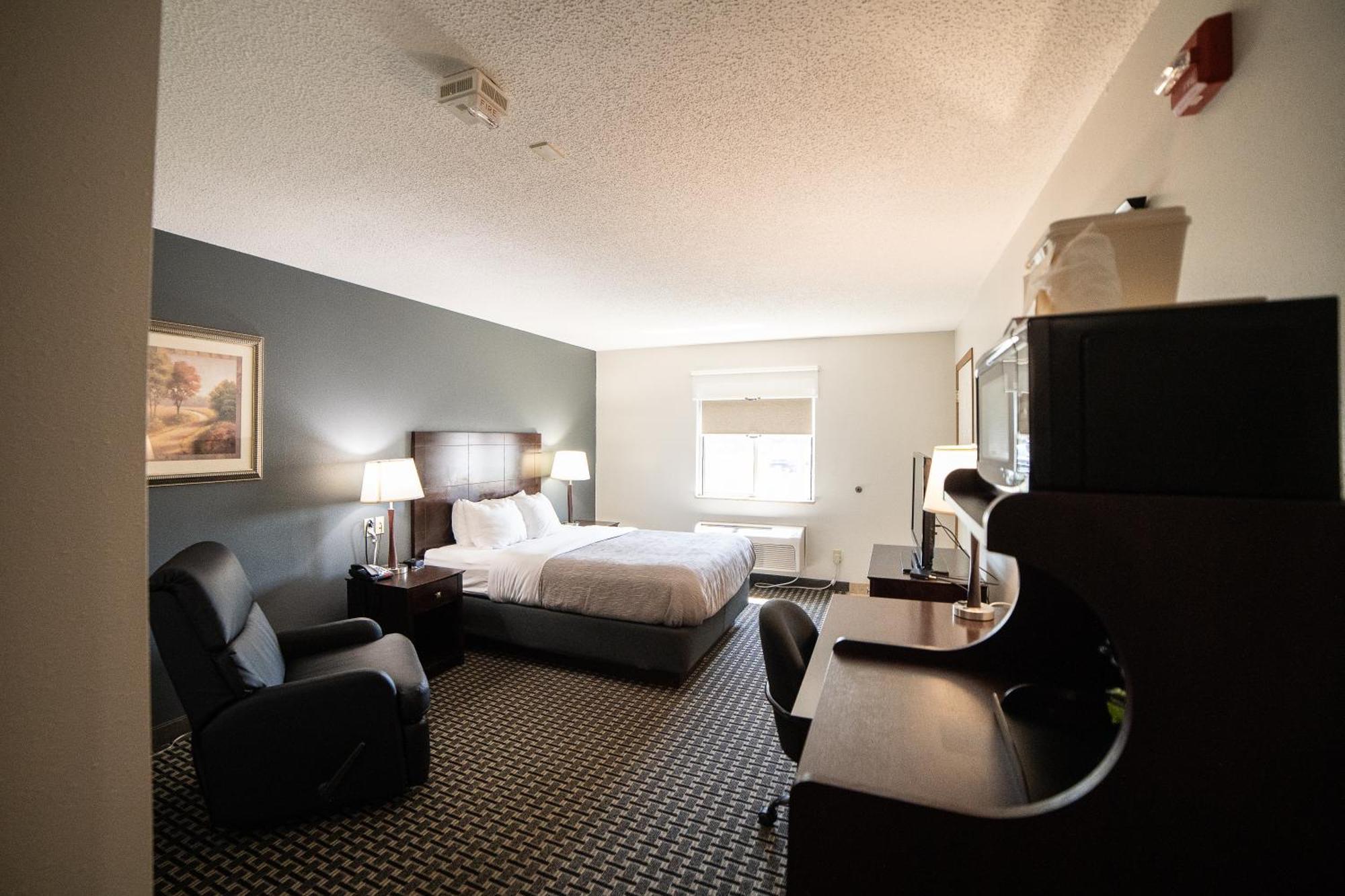 Quality Inn & Suites Watertown Near Prairie Lakes Ice Arena Luaran gambar