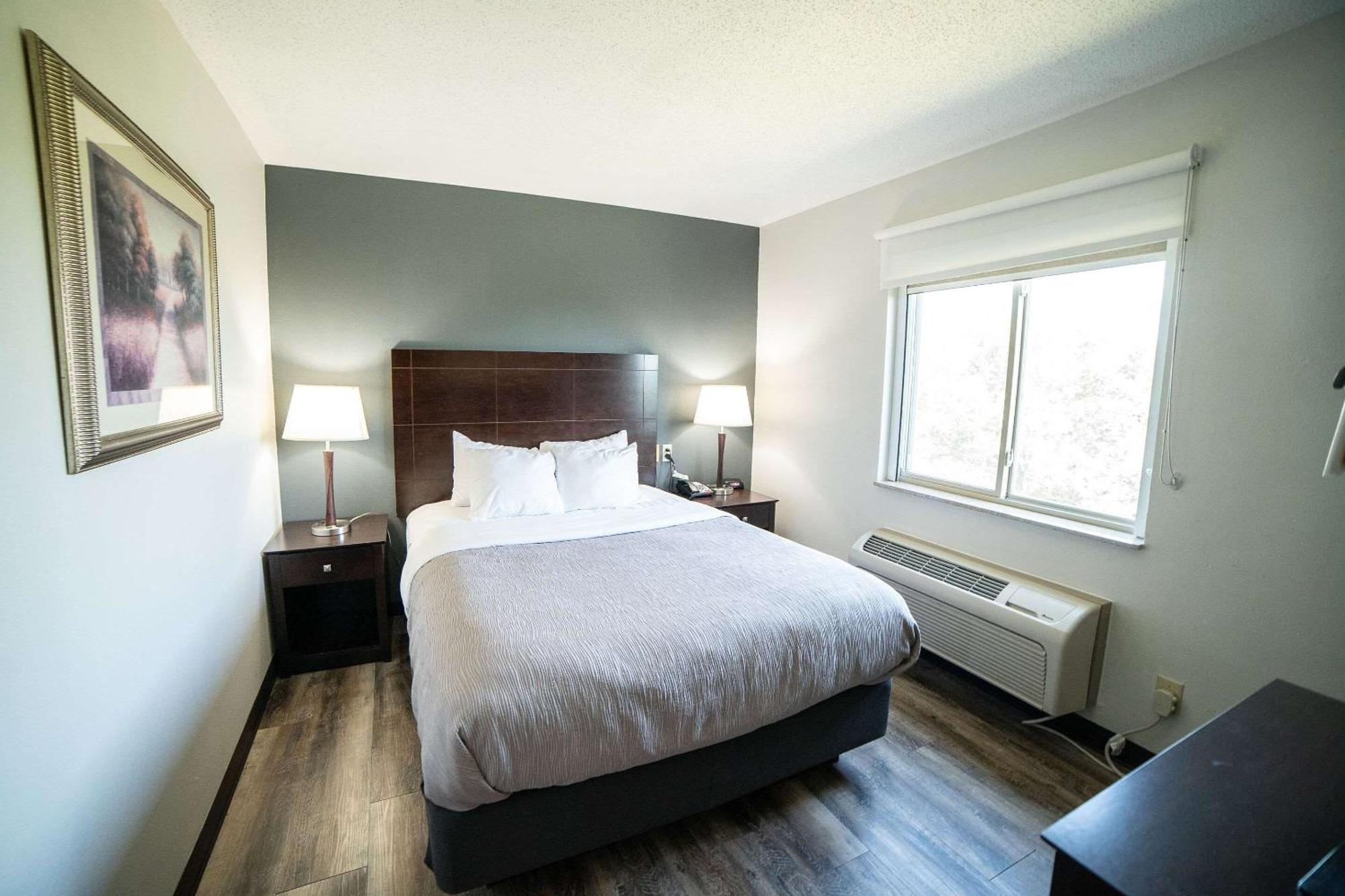Quality Inn & Suites Watertown Near Prairie Lakes Ice Arena Luaran gambar