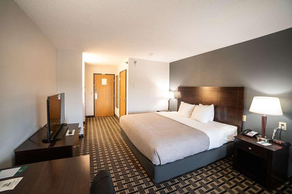 Quality Inn & Suites Watertown Near Prairie Lakes Ice Arena Bilik gambar