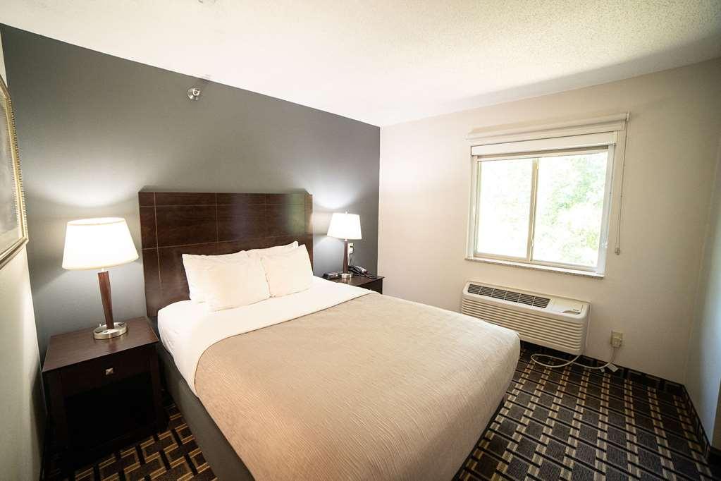 Quality Inn & Suites Watertown Near Prairie Lakes Ice Arena Bilik gambar