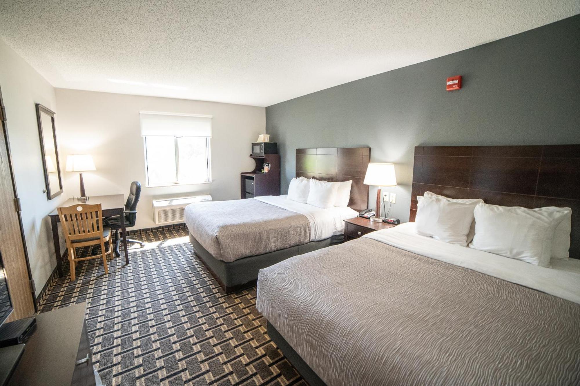 Quality Inn & Suites Watertown Near Prairie Lakes Ice Arena Luaran gambar